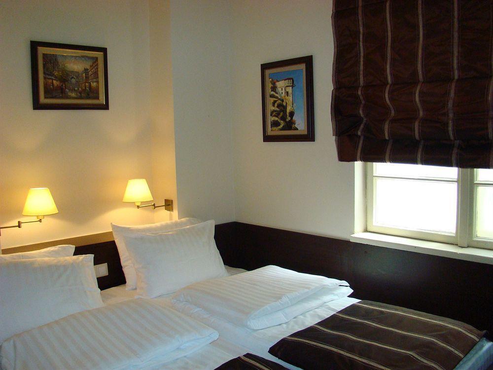 Hotel & Restaurant The House Sofia Esterno foto
